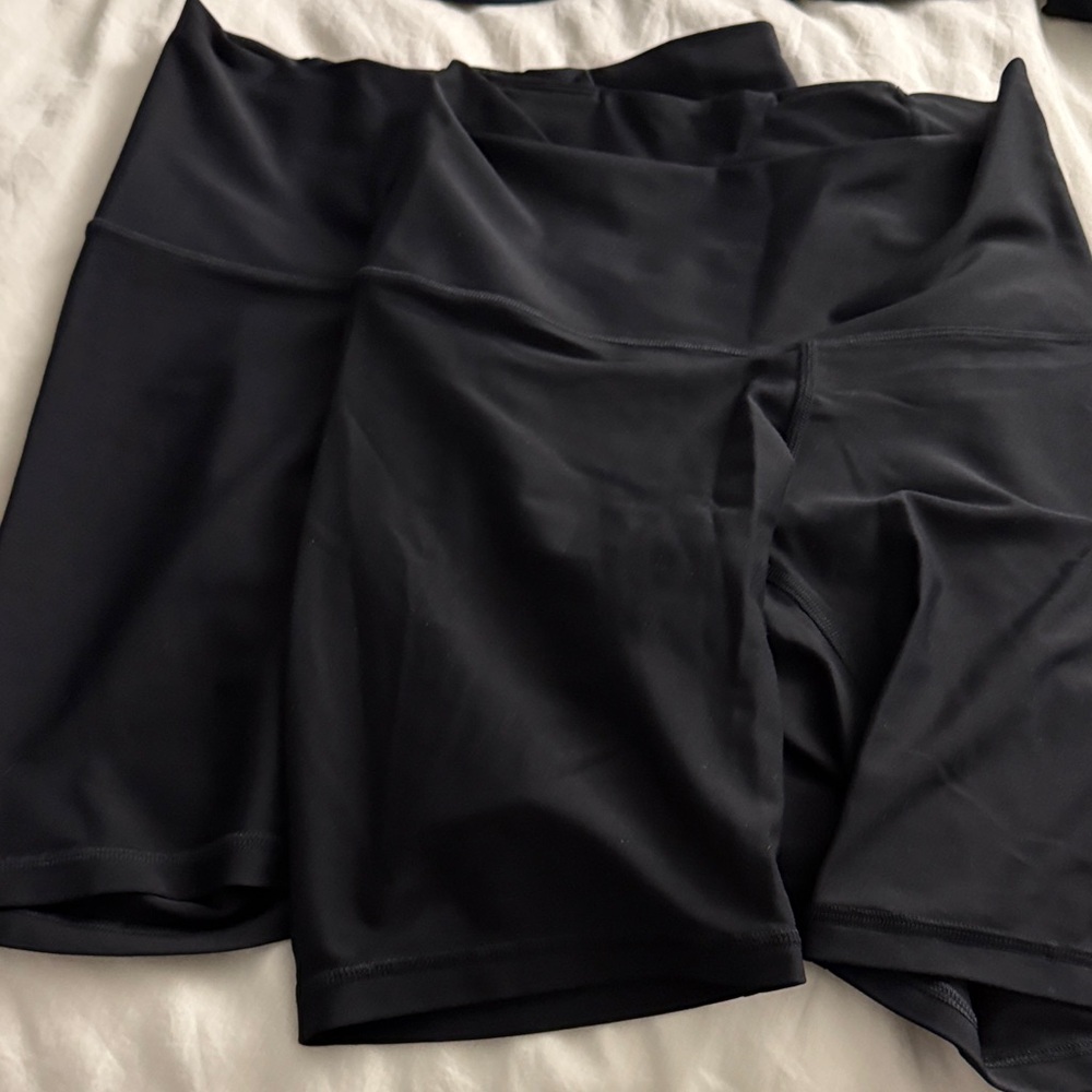 Old Navy Women’s High-Waist Black Bike Shorts Size S! Powersoft